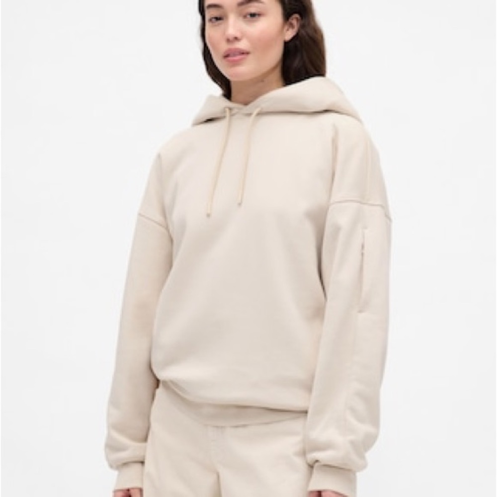 Gap × BÉIS Heavyweight Travel Hoodie